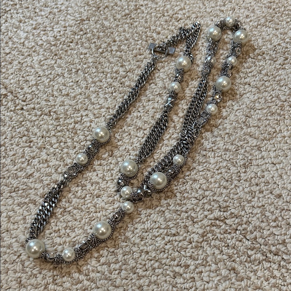 Givenchy Elegant Silver and Pearl Necklace